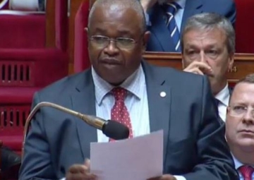 Le député Mansour Kamardine questionne le gouvernement sur la loi Mayotte et l'égalité sociale
