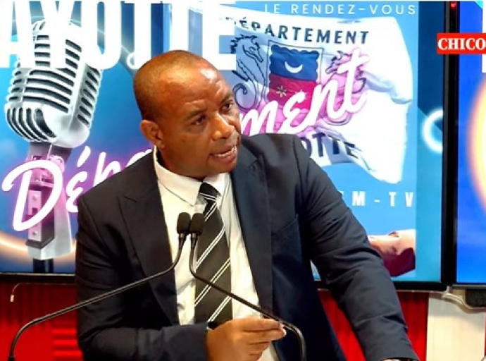 Chiconi FM-TV - Avec la remise en question de Konio-Moja travers Karine-Banda-Karine