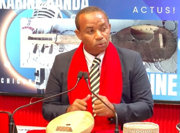 Chiconi FM-TV - Pour l'hommage du Groupe Ranaodzoby