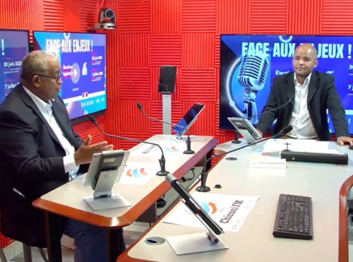 Mansour Kamardine pour parler des "Enjeux des législatives 2024 à Mayotte."